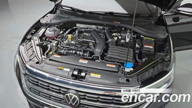 Volkswagen Jetta 2023 — Şəkil 6/20