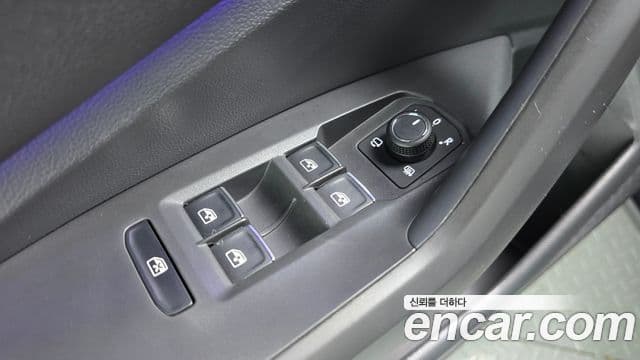 Volkswagen Jetta 2023 — Şəkil 14/20
