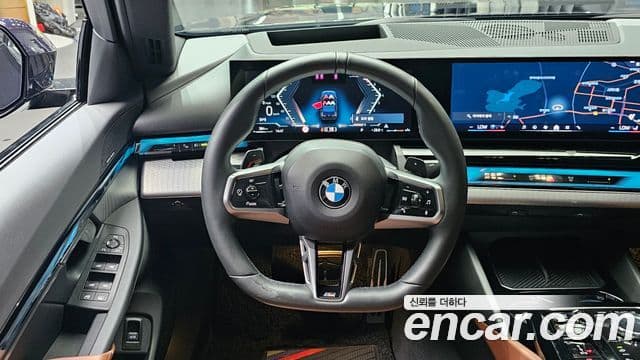 BMW 5 Series 2024 — Şəkil 13/20