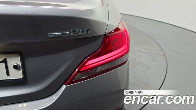 Genesis G70 2019 — ფოტო 33/35