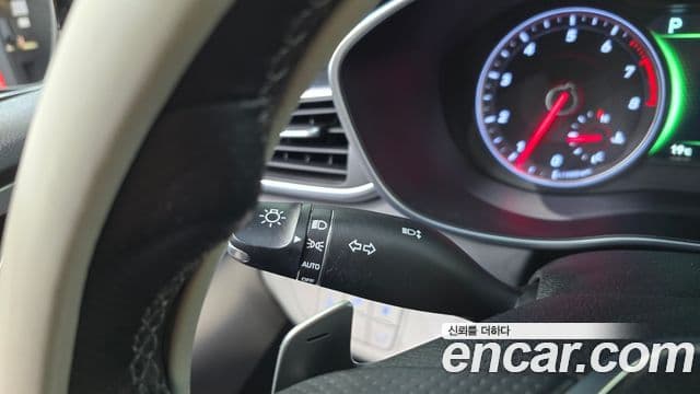 Genesis G70 2019 — ფოტო 2/35