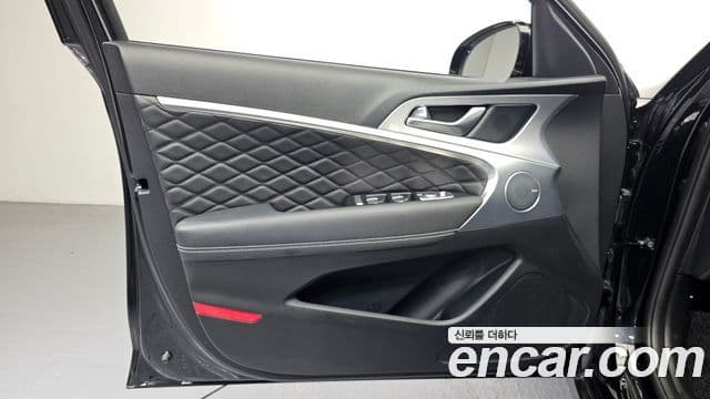 Genesis G70 2019 — Şəkil 24/33