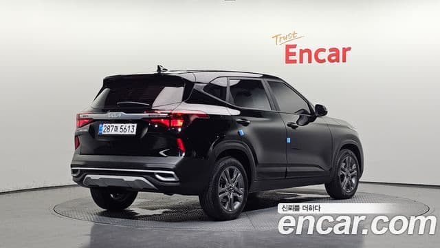 Kia Seltos 2022 — Şəkil 2/20