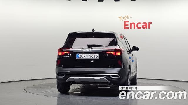 Kia Seltos 2022 — Şəkil 4/20