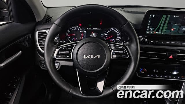Kia Seltos 2022 — Şəkil 14/20