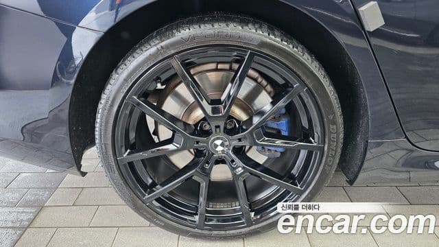 BMW 8 Series 2021 — ფოტო 4/20