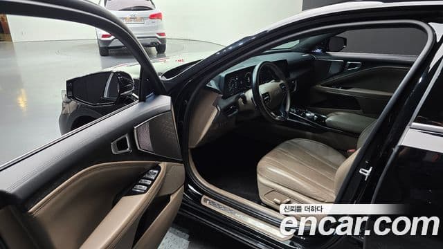 Kia K8 2021 — ფოტო 8/20