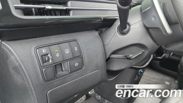 Hyundai Staria 2024 — Photo 28/37