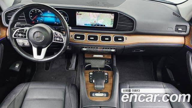 Mercedes-Benz GLE-Class 2021 — ფოტო 7/20