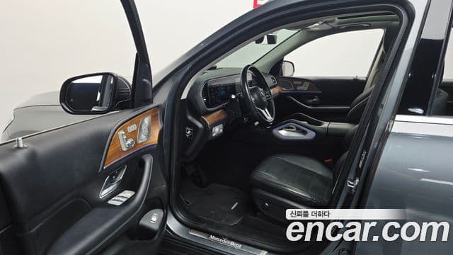 Mercedes-Benz GLE-Class 2021 — ფოტო 10/20