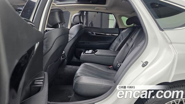 Genesis Electrified G80 2023 — Şəkil 12/20