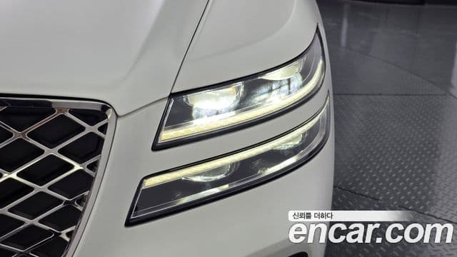 Genesis G80 2023 — Photo 25/35