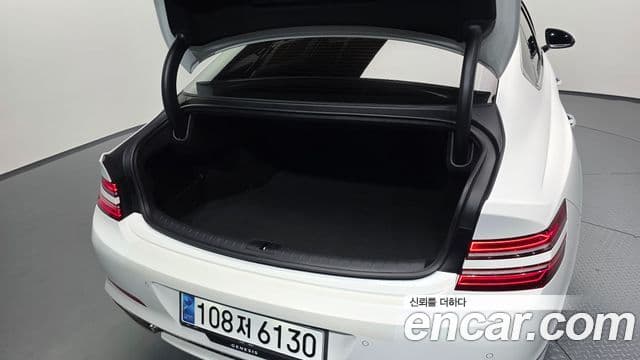 Genesis G80 2023 — Photo 20/35