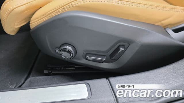 Volvo V60 Cross Country 2024 — ფოტო 16/35