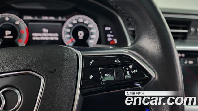 Audi A6 2021 — Şəkil 17/20