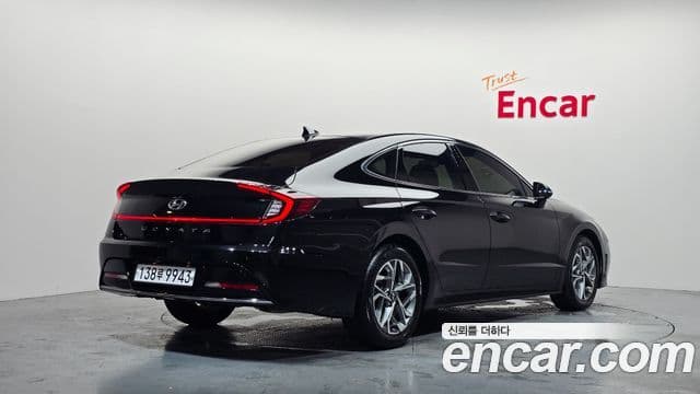 Hyundai Sonata 2022 — ფოტო 2/20