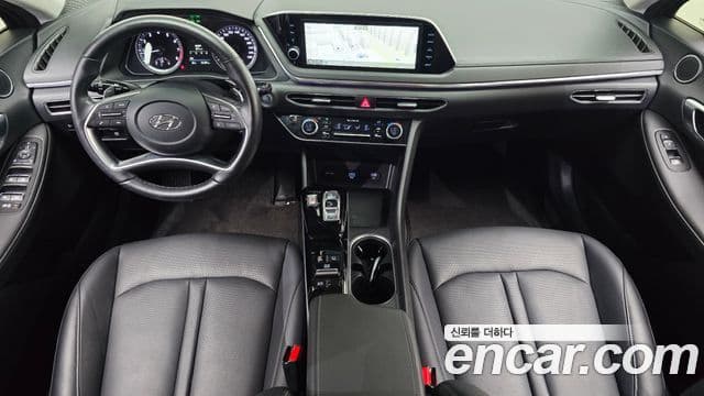 Hyundai Sonata 2022 — ფოტო 7/20