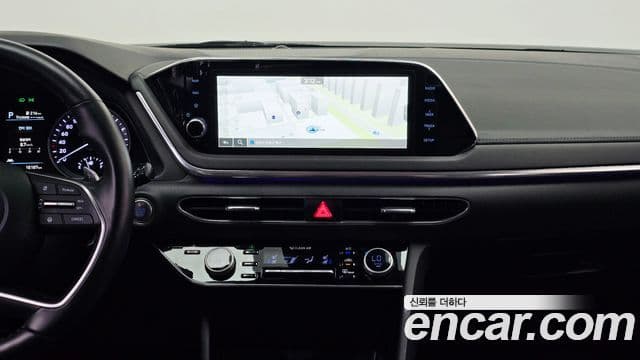 Hyundai Sonata 2022 — ფოტო 12/20