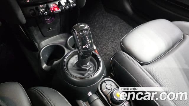 Mini Cooper 2022 — ფოტო 9/20