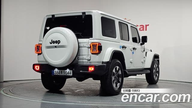 Jeep Wrangler 2019 — Photo 31/33