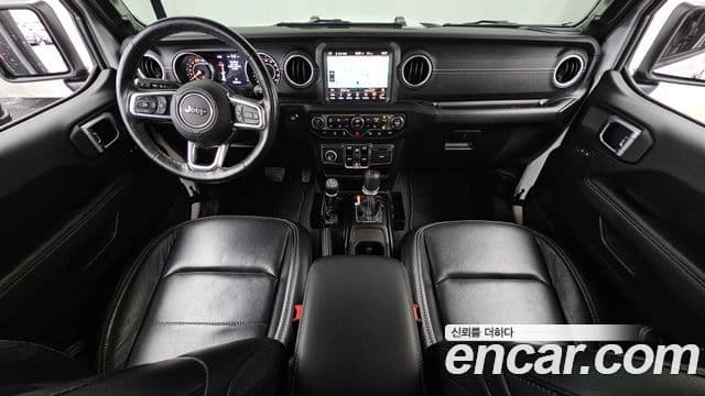 Jeep Wrangler 2019 — Photo 26/33