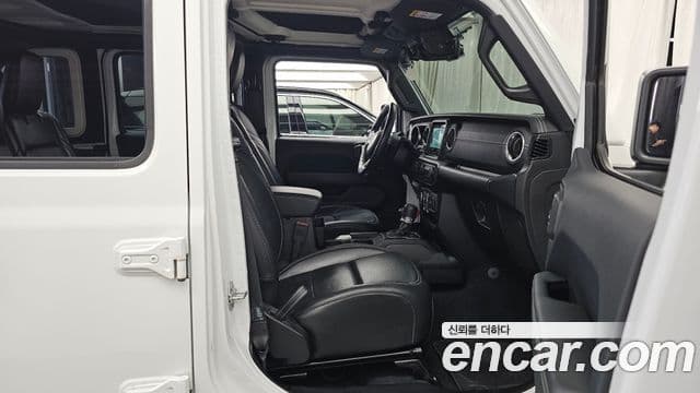 Jeep Wrangler 2019 — Photo 2/33