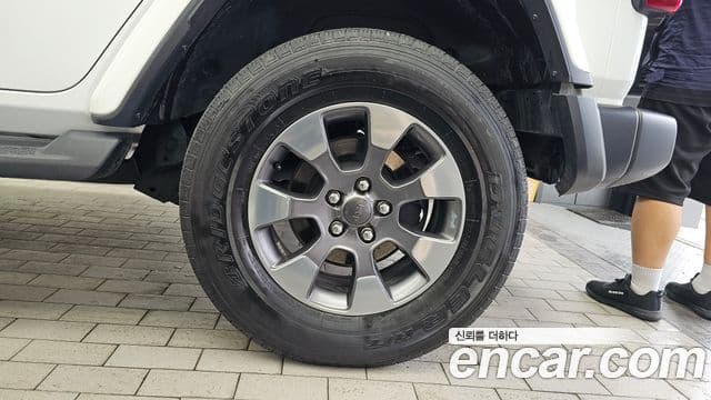 Jeep Wrangler 2019 — Photo 8/33