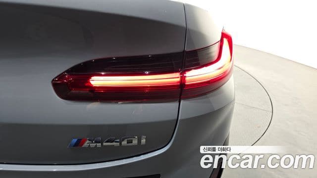 BMW X4 2025 — Photo 22/33