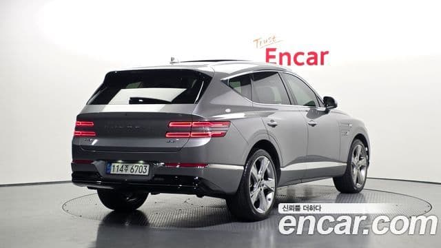 Genesis GV80 2023 — ფოტო 2/20