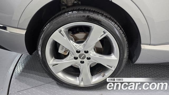 Genesis GV80 2023 — ფოტო 5/20
