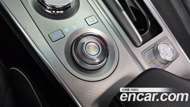Genesis GV80 2023 — ფოტო 9/20