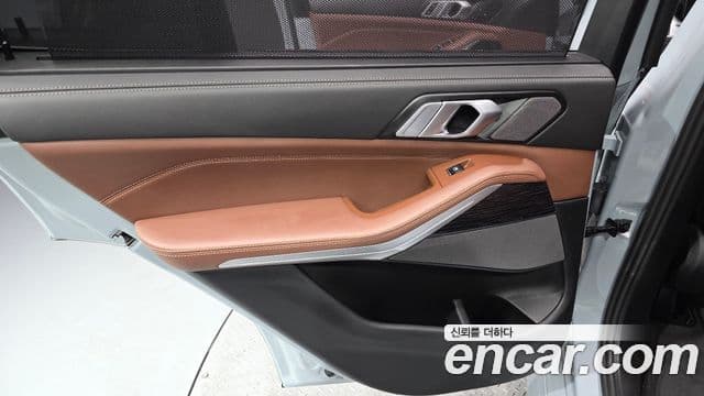 BMW X5 2024 — Photo 16/34