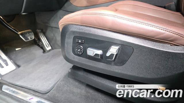 BMW X5 2024 — Photo 12/34
