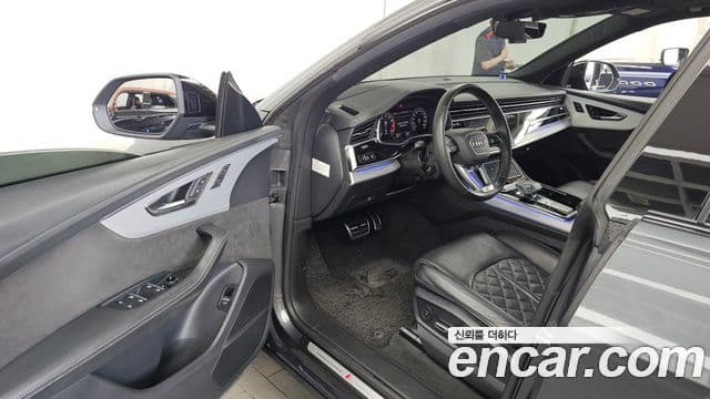 Audi Q7 2021 — Şəkil 8/20