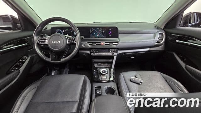 Kia Seltos 2023 — ფოტო 7/20