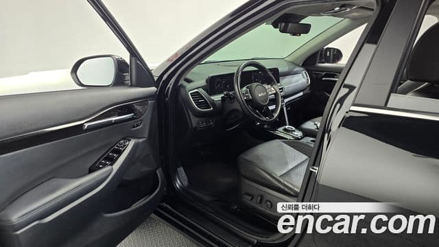 Kia Seltos 2023 — ფოტო 10/20