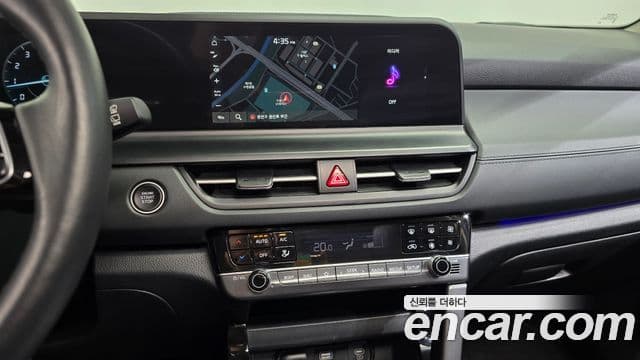 Kia Seltos 2023 — ფოტო 12/20