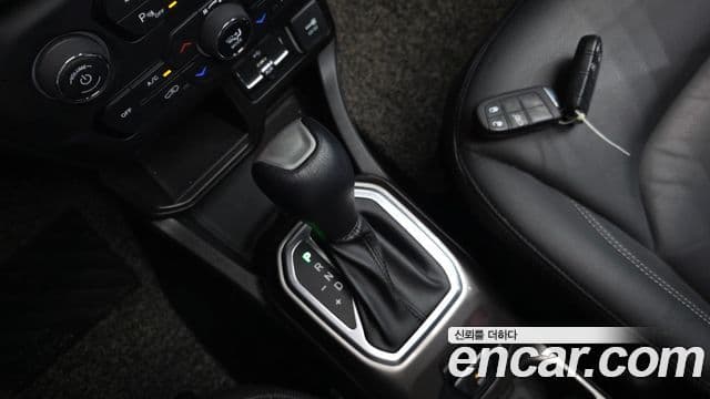 Jeep Renegade 2021 — Şəkil 9/20