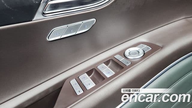 Genesis GV80 2020 — Photo 23/38