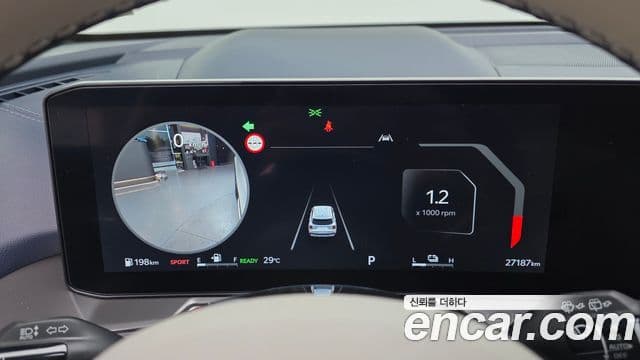 Kia Sorento 2024 — ფოტო 8/20