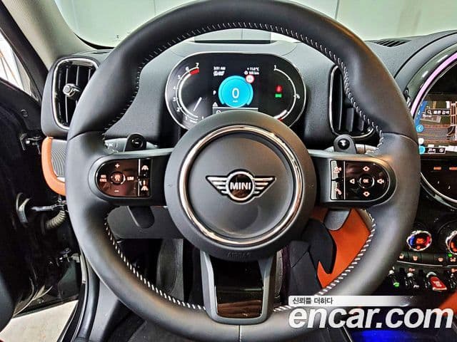 Mini Cooper S Countryman 2023 — ფოტო 8/20