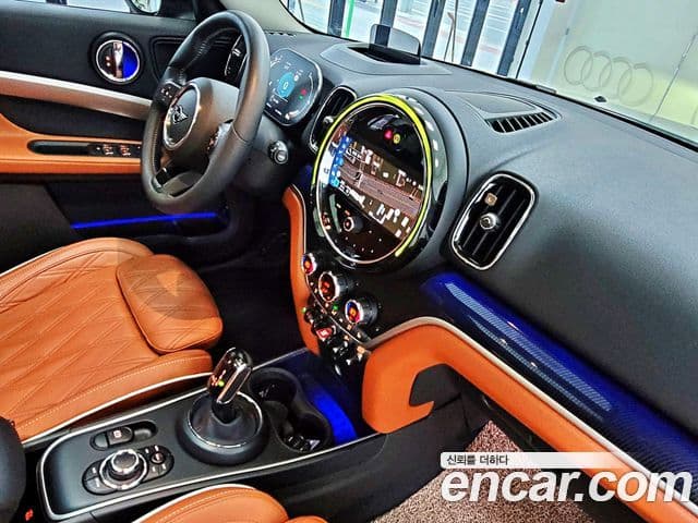 Mini Cooper S Countryman 2023 — ფოტო 11/20