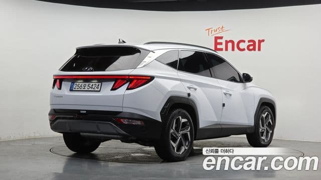 Hyundai The New Tucson 2022 — Фото 2/20