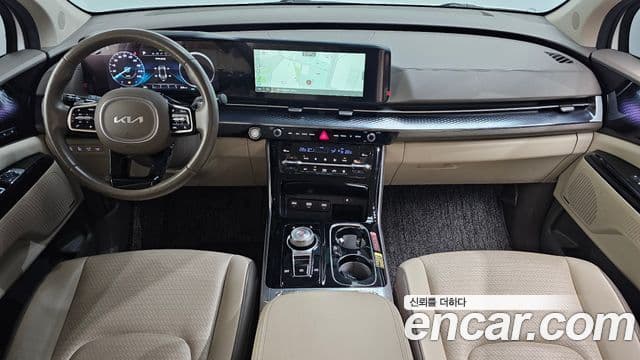 Kia Carnival 2023 — Şəkil 7/20