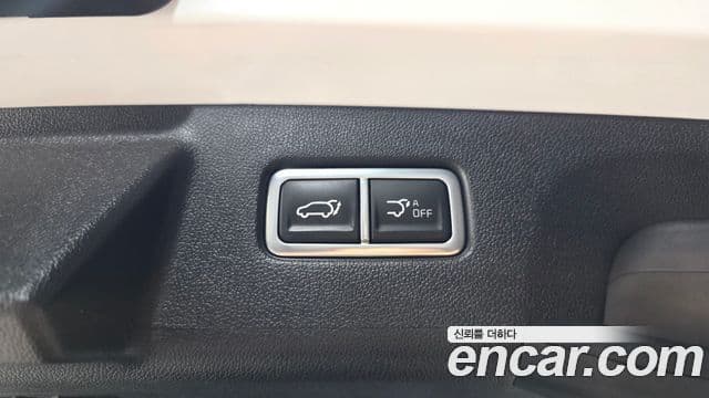 Kia Sorento 2024 — Фото 16/20
