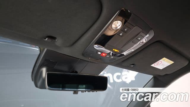 Kia Sorento 2024 — Фото 18/20