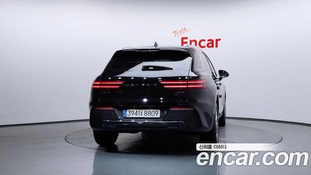 Genesis GV70 2021 — Şəkil 3/20