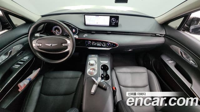 Genesis GV70 2021 — Şəkil 9/20