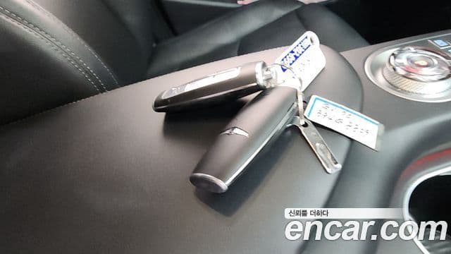 Genesis GV70 2021 — Şəkil 14/20