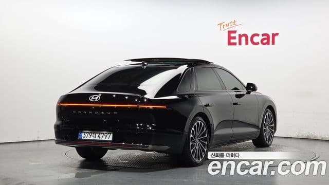 Hyundai Grandeur 2023 — Фото 2/20